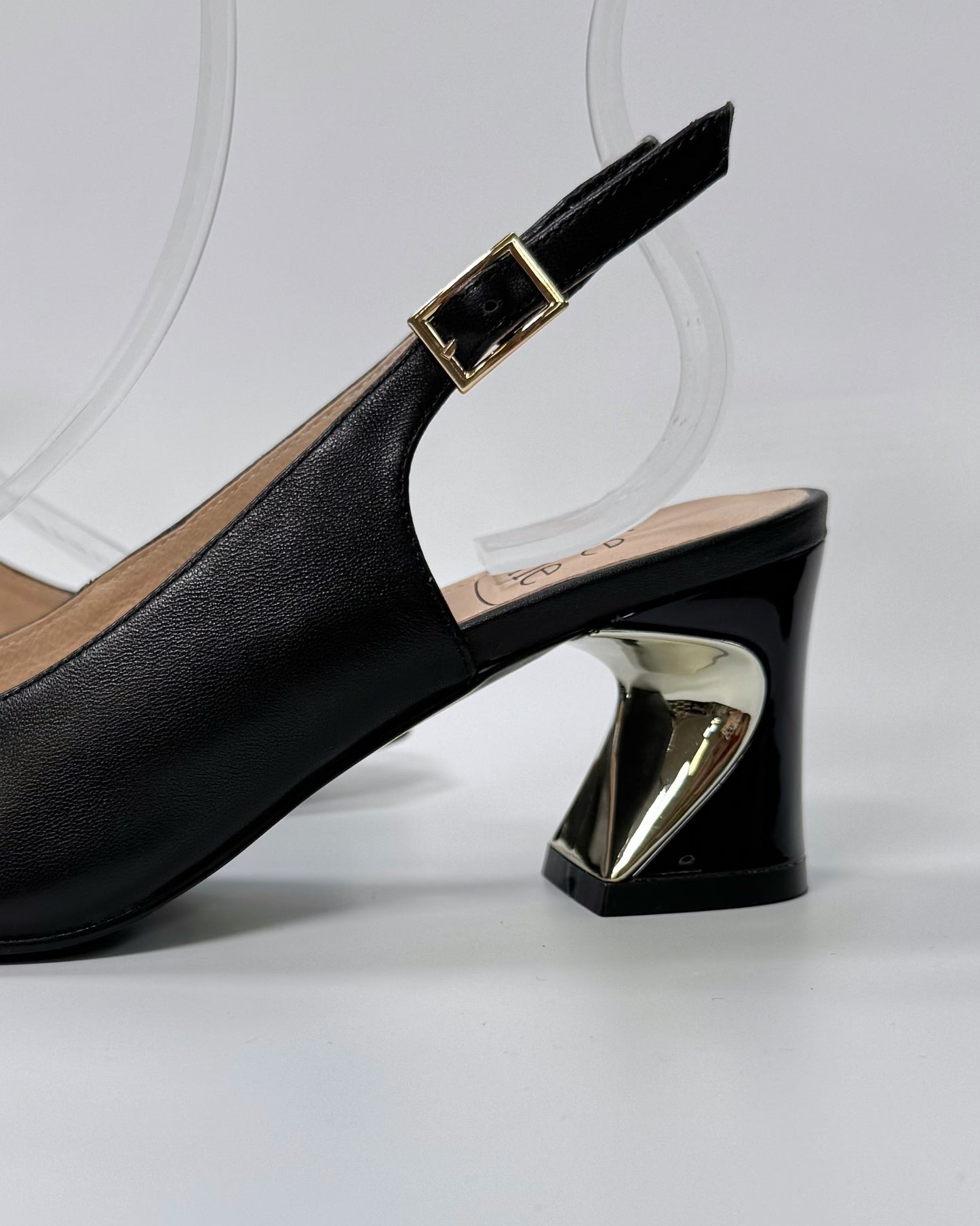 Sparkly (Black Sheep)