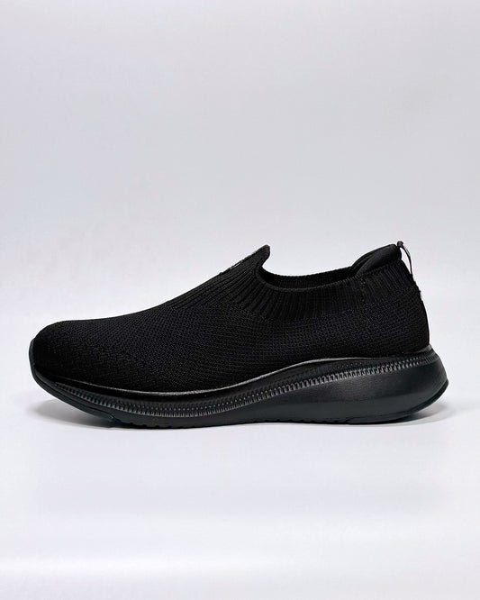 Stride (Jet Black)
