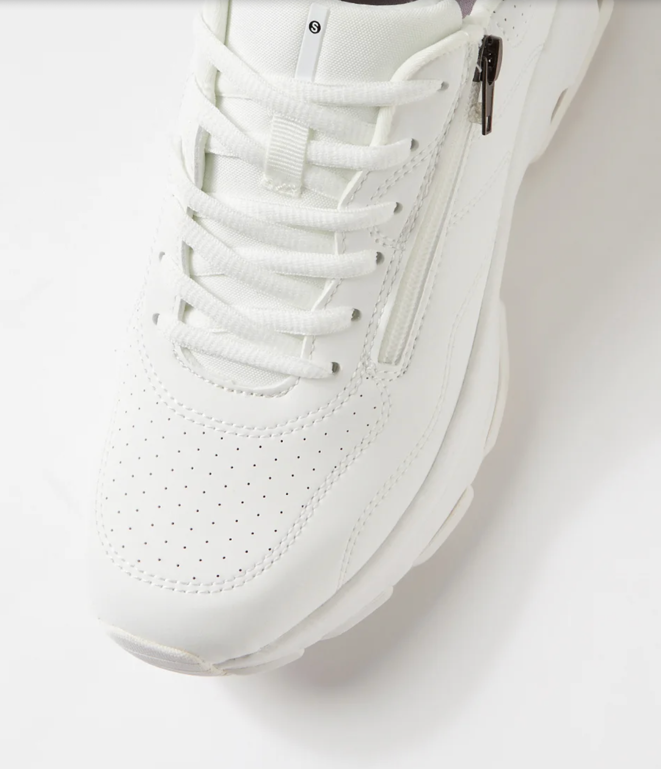 SuperSoft Women's Willin lightweight White Zip Sneaker | Gretel Lane