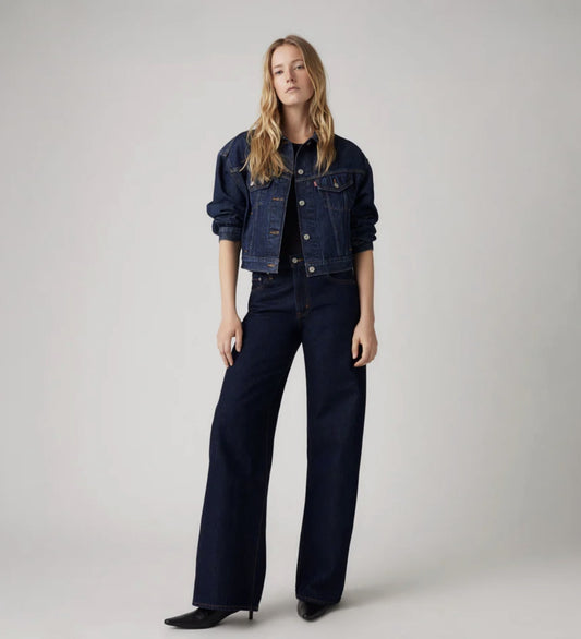 Levi Women's XL Straight Jeans in Dark Blue | Gretel Lane