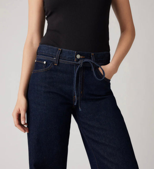 Levi Women's XL Straight Jeans in Dark Blue | Gretel Lane