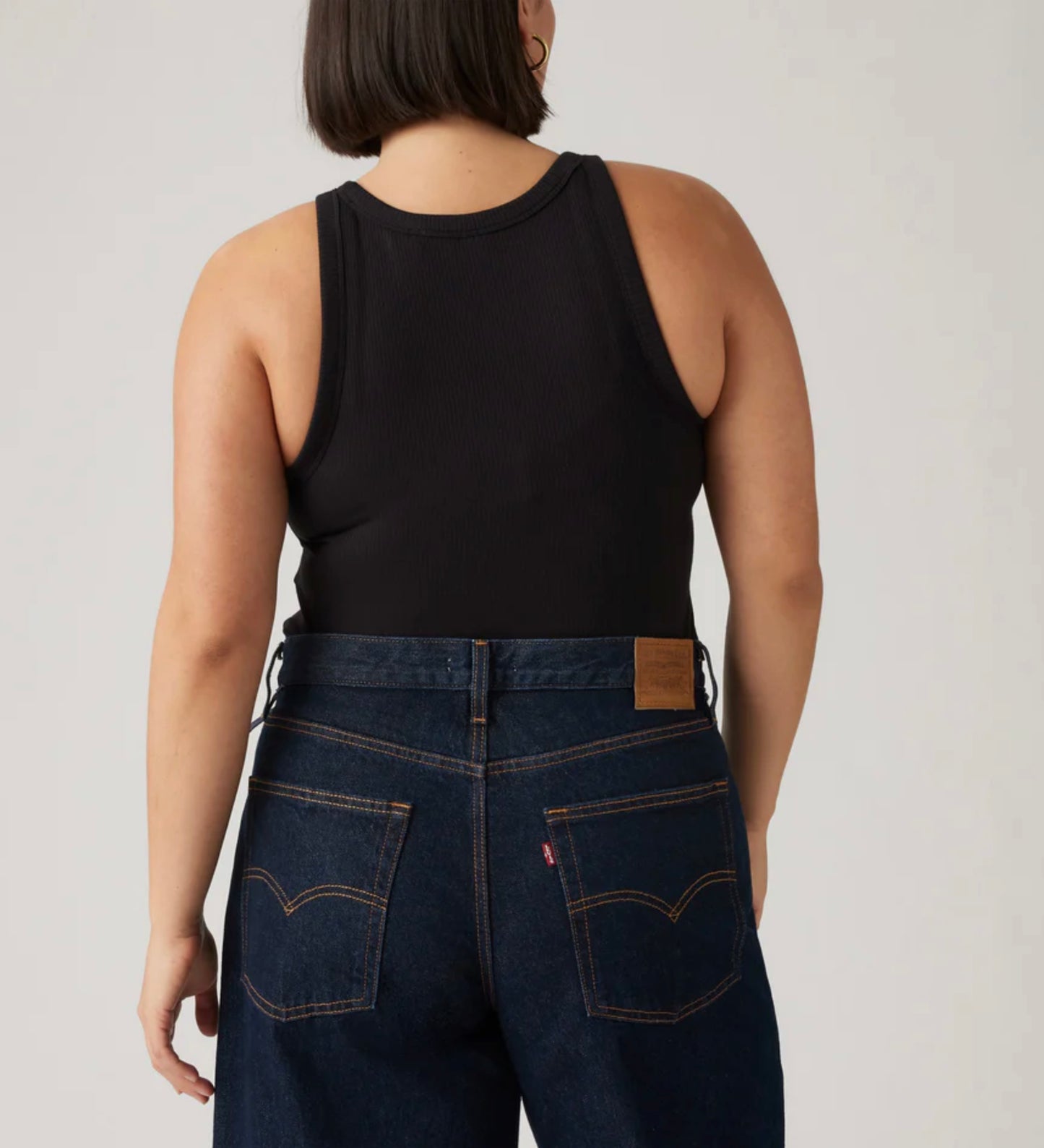 Levi Women's XL Straight Jeans in Dark Blue | Gretel Lane