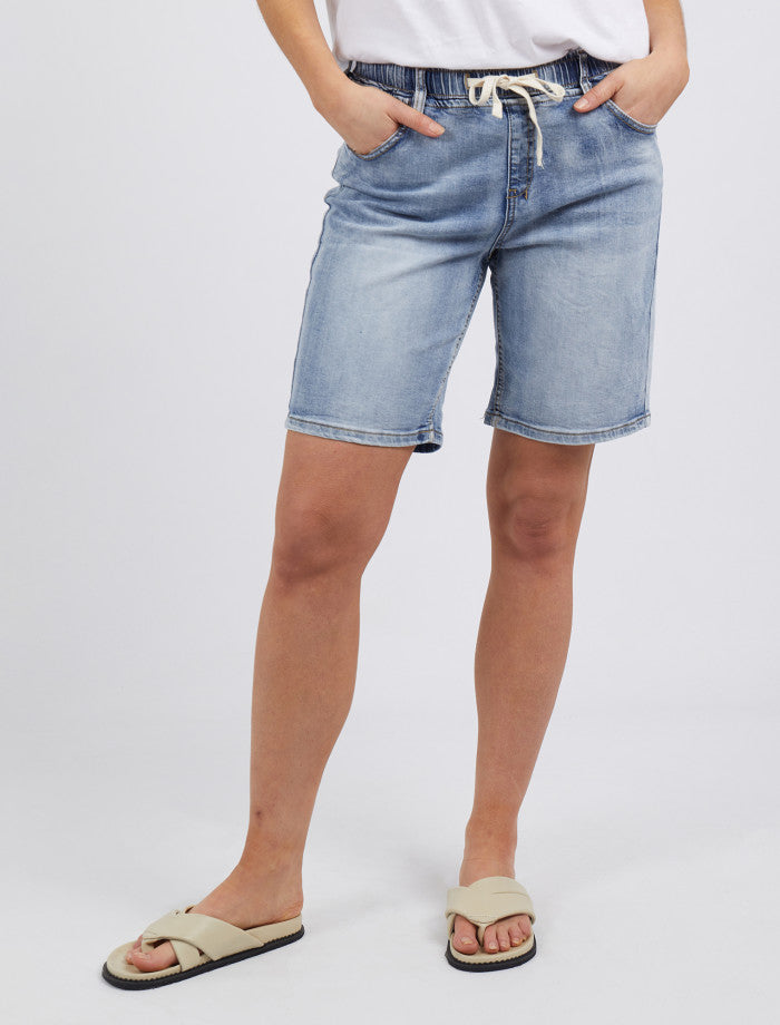 Gabby Bermuda Short (Mid Blue)