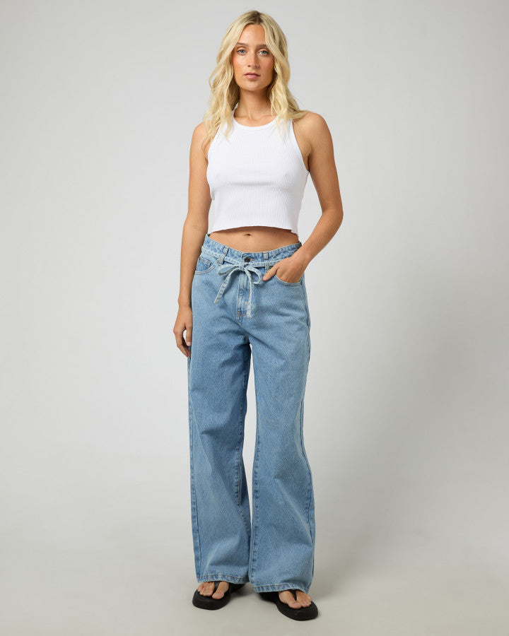 Women's light wash denim jeans | All About Eve