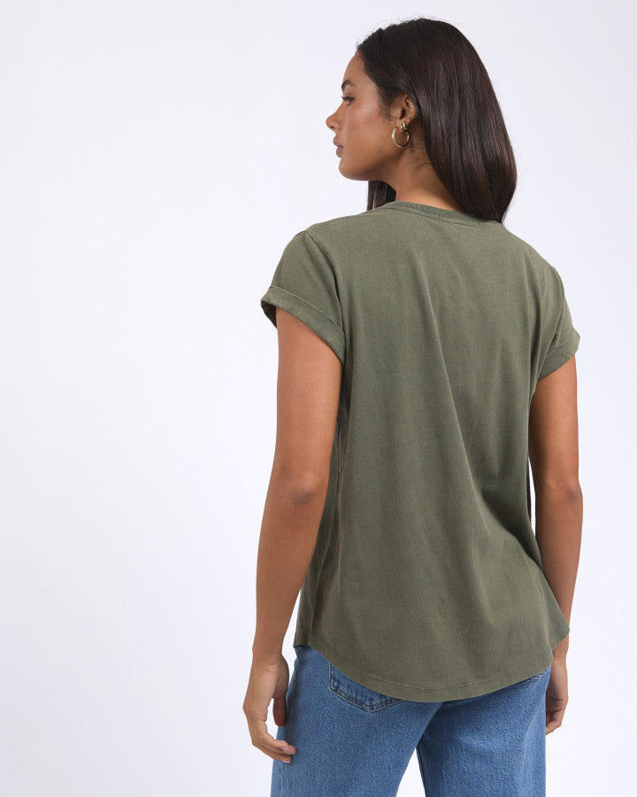 Foxwood Signature Tee Khaki | Women's Clothing | Gretel Lane