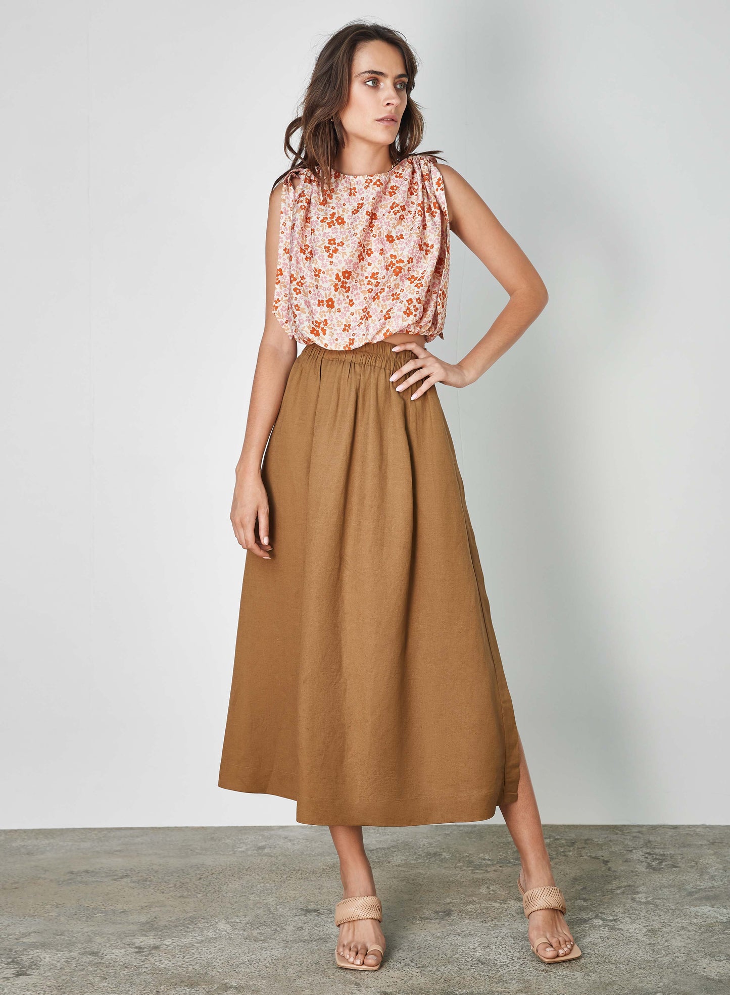 Retro Escape Skirt (Bronze)