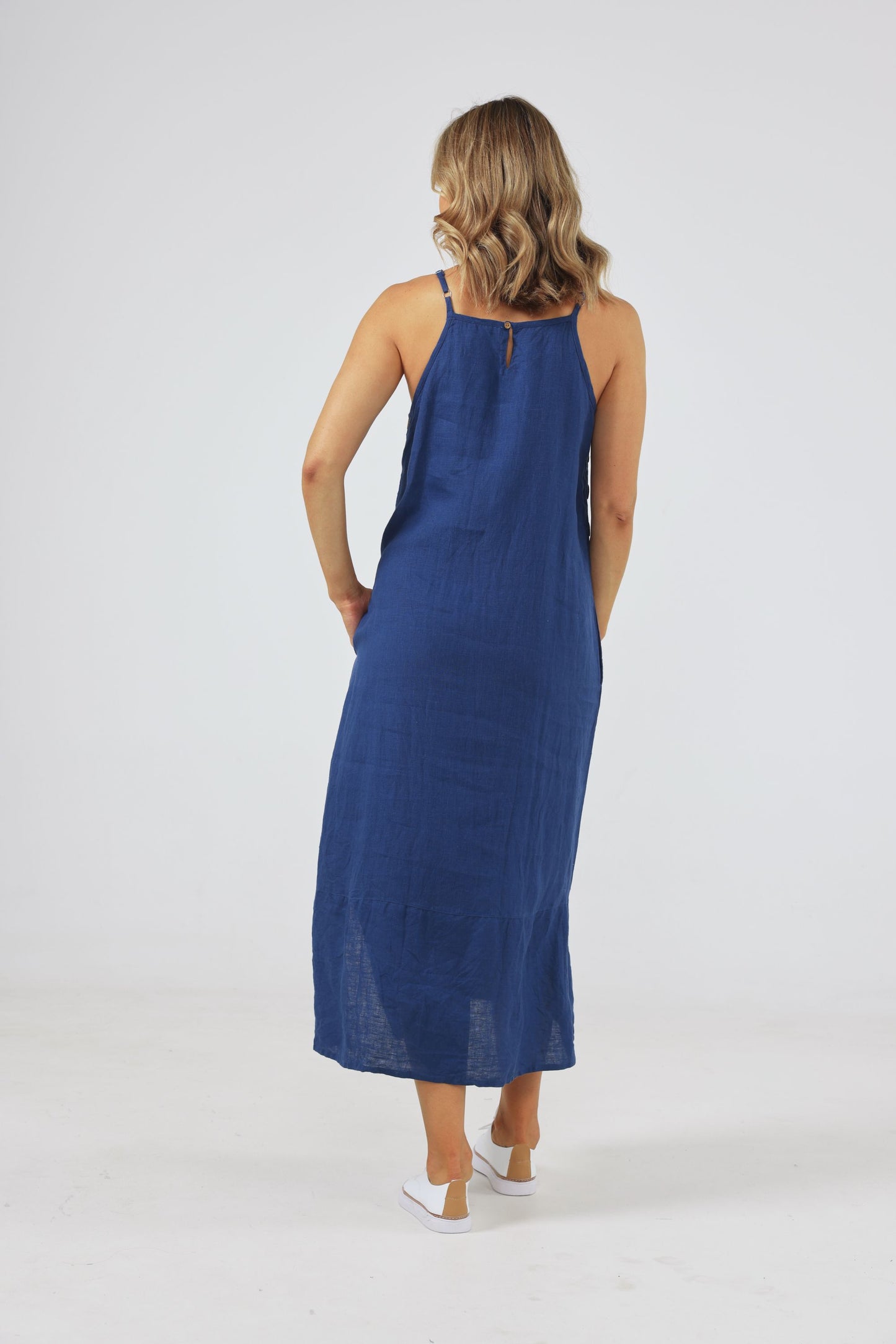 Cliffside Maxi Dress (Ocean)