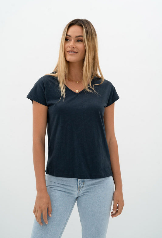 Must Have V-Neck Tee (Navy)