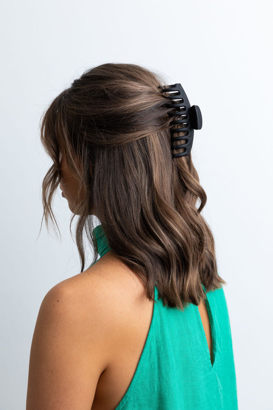 Naples Hair Claw (Black)